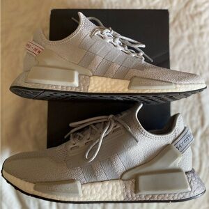 Adidas NMD R1 V2